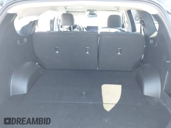 ✅ 2023 Hyundai Santa Fe SEL • VIN: 5NMS2DAJ5PH626722 • Lot: 43268394. Wystawiony na IAAI z przebiegiem 39 758 mil. Bezpłatny archiwum sprzedaży aukcyjnych z USA i szczegółowy raport historii pojazdu na DreamBid. Zdjęcie 17.