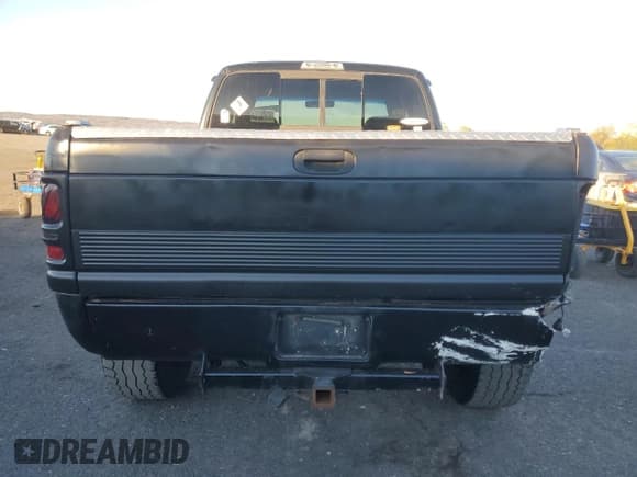 ✅ 1999 Dodge 2500 • VIN: 1B7KF2360XJ510551 • Лот: 90290105. Опубликован ранее на Copart с пробегом 180 904 миль. Бесплатный доступ к архиву аукционных продаж из США и подробный отчёт об истории автомобиля на DreamBid. Изображение 6.