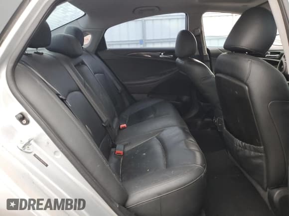 ✅ 2011 Hyundai Sonata SE • VIN: 5NPEC4AC4BH266236 • Lot: 72845754. Listed on Copart with 103,376 mi. Free auction sales archive from the USA and detailed vehicle history report at DreamBid. Image 10.