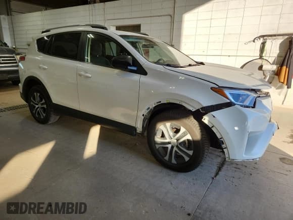 ✅ 2018 Toyota RAV4 LE • VIN: JTMBFREV7JJ217363 • Lot: 91433015. Listed on Copart with 66,579 mi. Free auction sales archive from the USA and detailed vehicle history report at DreamBid. Image 4.