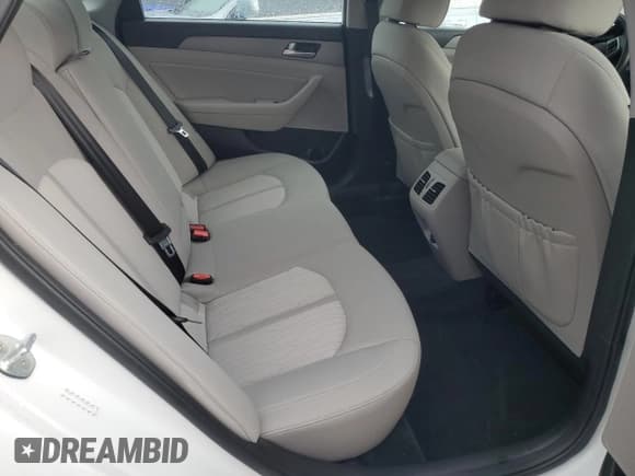 ✅ 2019 Hyundai Sonata • VIN: KMHE14L27KA093101 • Лот: 69629844. Опубликован ранее на Copart с пробегом 34 147 миль. Бесплатный доступ к архиву аукционных продаж из США и подробный отчёт об истории автомобиля на DreamBid. Изображение 10.