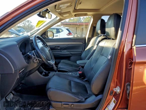 ✅ 2014 Mitsubishi Outlander GT • VIN: JA4JZ4AX2EZ604353 • Lot: 95490775. Listed on Copart with 93,842 mi. Free auction sales archive from the USA and detailed vehicle history report at DreamBid. Image 7.