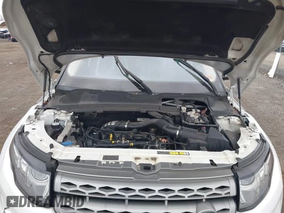 ✅ 2015 Land Rover Range Rover Evoque Pure Premium • VIN: SALVR2BG3FH037368 • Lot: 43796010. Wystawiony na IAAI z przebiegiem 119 994 mil. Bezpłatny archiwum sprzedaży aukcyjnych z USA i szczegółowy raport historii pojazdu na DreamBid. Zdjęcie 10.