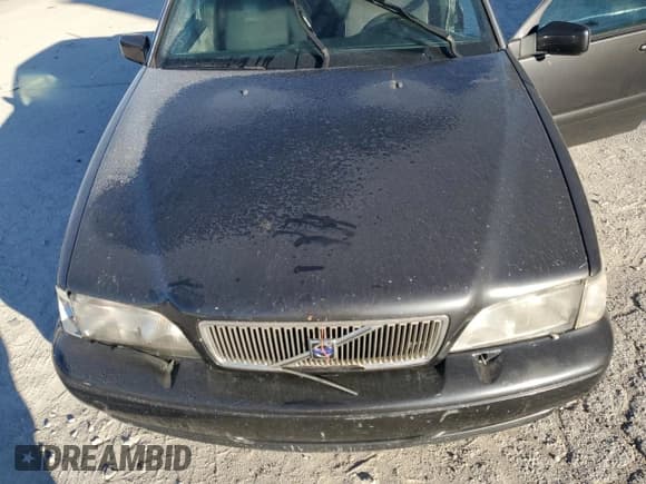 ✅ 1998 Volvo S70 • VIN: YV1LS553XW3480105 • Lot: 83552564. Listed on Copart with 200,181 mi. Free auction sales archive from the USA and detailed vehicle history report at DreamBid. Image 11.