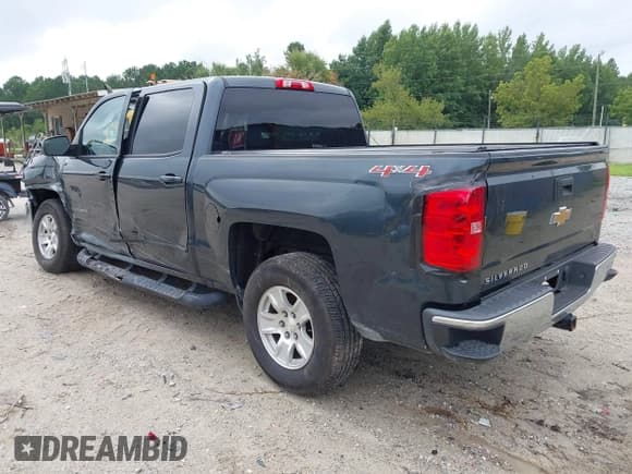 ✅ 2017 Chevrolet Silverado 1500 LT • VIN: 3GCUKREH6HG467221 • Лот: 42936526. Опубликован ранее на IAAI с пробегом 256 720 миль. Бесплатный доступ к архиву аукционных продаж из США и подробный отчёт об истории автомобиля на DreamBid. Изображение 3.