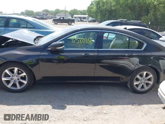 ✅ 2014 Acura TL Technology • VIN: 19UUA8F56EA005027 • Лот: 42580346. Опубликован ранее на IAAI с пробегом 126 937 миль. Бесплатный доступ к архиву аукционных продаж из США и подробный отчёт об истории автомобиля на DreamBid. Изображение 14.