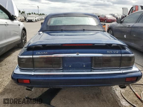 ✅ 1995 Jaguar XJS • VIN: SAJNX2346SC195018 • Лот: 76154964. Опубликован ранее на Copart с пробегом 31 484 миль. Бесплатный доступ к архиву аукционных продаж из США и подробный отчёт об истории автомобиля на DreamBid. Изображение 6.