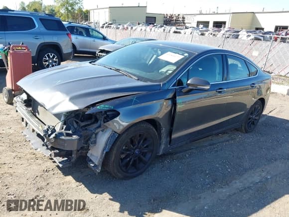 ✅ 2017 Ford Fusion SE • VIN: 3FA6P0HD8HR348532 • Лот: 43314477. Опубликован ранее на IAAI с пробегом 84 200 миль. Бесплатный доступ к архиву аукционных продаж из США и подробный отчёт об истории автомобиля на DreamBid. Изображение 18.