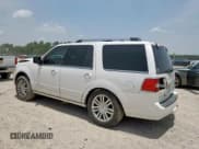 ✅ 2009 Lincoln Navigator • VIN: 5LMFU27599EJ02238 • Lot: 63526855. Listed on Copart with 224,776 mi. Free auction sales archive from the USA and detailed vehicle history report at DreamBid. Image 2.
