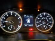 ✅ 2020 Hyundai Santa Fe SE • VIN: 5NMS23AD7LH279375 • Lot: 68691755. Listed on Copart with 102,931 mi. Free auction sales archive from the USA and detailed vehicle history report at DreamBid. Image 9.