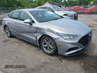 ✅ 2023 Hyundai Sonata SEL • VIN: KMHL64JA9PA281712 • Лот: 42371067. Опубликован ранее на IAAI с пробегом 27 982 миль. Бесплатный доступ к архиву аукционных продаж из США и подробный отчёт об истории автомобиля на DreamBid. Изображение 1.