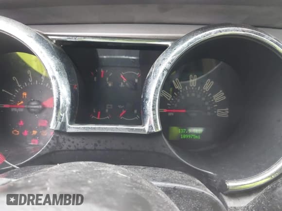 ✅ 2007 Ford Mustang Deluxe • VIN: 1ZVHT80N975196728 • Lot: 43587905. Listed on IAAI with 109,975 mi. Free auction sales archive from the USA and detailed vehicle history report at DreamBid. Image 12.