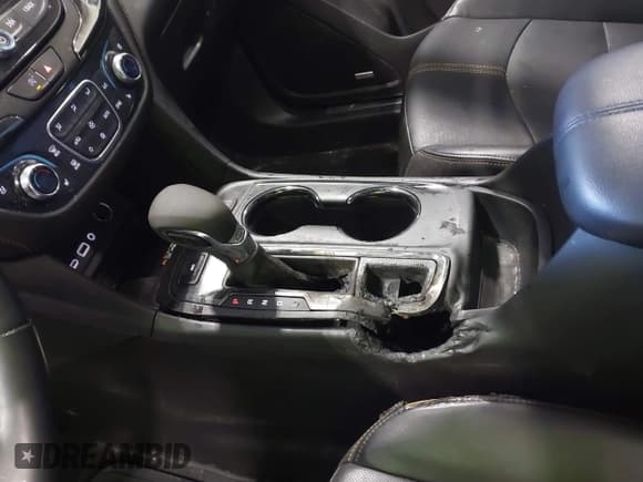 ✅ 2024 Chevrolet Equinox Premier • VIN: 3GNAXXEG7RL145039 • Лот: 43206482. Опубликован ранее на IAAI с пробегом 19 585 миль. Бесплатный доступ к архиву аукционных продаж из США и подробный отчёт об истории автомобиля на DreamBid. Изображение 6.