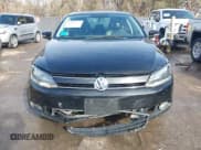 ✅ 2013 Volkswagen Jetta SEL • VIN: 3VWLX7AJ0DM369112 • Lot: 43689452. Wystawiony na IAAI z przebiegiem 206 668 mil. Bezpłatny archiwum sprzedaży aukcyjnych z USA i szczegółowy raport historii pojazdu na DreamBid. Zdjęcie 12.