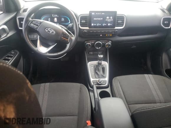 ✅ 2023 Hyundai Venue SEL • VIN: KMHRC8A3XPU239785 • Lot: 43372205. Listed on Copart with 24,293 mi. Free auction sales archive from the USA and detailed vehicle history report at DreamBid. Image 8.