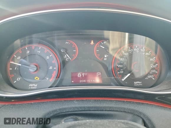 ✅ 2016 Dodge Dart SXT • VIN: 1C3CDFBB4GD645342 • Lot: 94951985. Wystawiony na Copart z przebiegiem 206 151 mil. Bezpłatny archiwum sprzedaży aukcyjnych z USA i szczegółowy raport historii pojazdu na DreamBid. Zdjęcie 9.