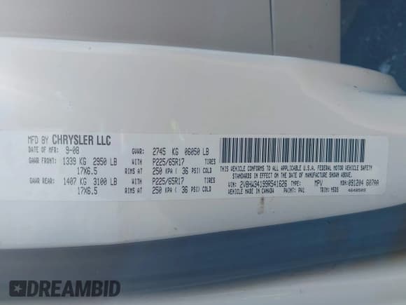 ✅ 2009 Volkswagen Routan SE • VIN: 2V8HW34199R541626 • Lot: 42852160. Listed on IAAI with 211,367 mi. Free auction sales archive from the USA and detailed vehicle history report at DreamBid. Image 9.