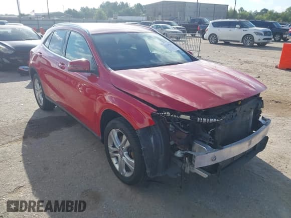 ✅ 2015 Mercedes-Benz GLA 250 • VIN: WDCTG4GB9FJ084971 • Lot: 43295707. Wystawiony na IAAI z przebiegiem 86 758 mil. Bezpłatny archiwum sprzedaży aukcyjnych z USA i szczegółowy raport historii pojazdu na DreamBid. Zdjęcie 1.