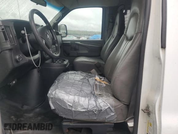 ✅ 2008 Chevrolet Express Cargo • VIN: 1GCGG29C781129961 • Lot: 71632975. Listed on Copart with 160,791 mi. Free auction sales archive from the USA and detailed vehicle history report at DreamBid. Image 7.