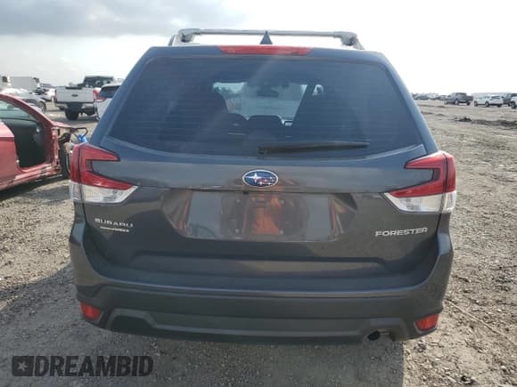 ✅ 2021 Subaru Forester • VIN: JF2SKADC4MH593982 • Lot: 55418575. Listed on Copart with 57,706 mi. Free auction sales archive from the USA and detailed vehicle history report at DreamBid. Image 6.
