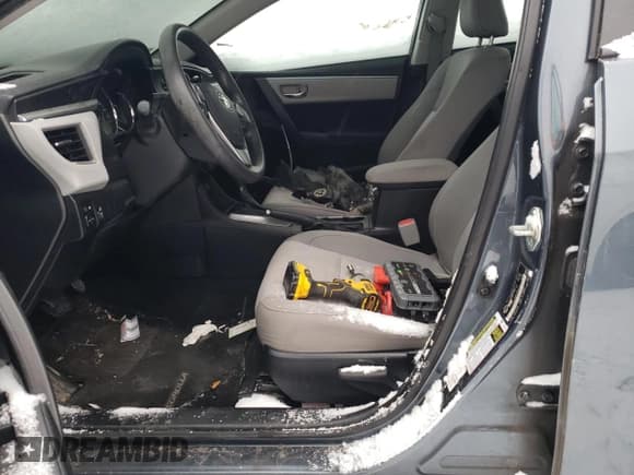 ✅ 2015 Toyota Corolla S Plus • VIN: 2T1BURHEXFC338618 • Лот: 48359865. Опубликован ранее на Copart с пробегом Не указан. Бесплатный доступ к архиву аукционных продаж из США и подробный отчёт об истории автомобиля на DreamBid. Изображение 7.