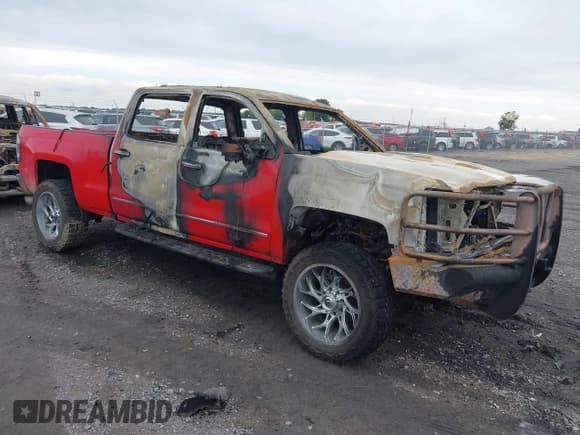 ✅ 2016 Chevrolet Silverado 2500HD LTZ • VIN: 1GC1KWE89GF270352 • Lot: 43078955. Listed on IAAI with Not provided. Free auction sales archive from the USA and detailed vehicle history report at DreamBid. Image 1.