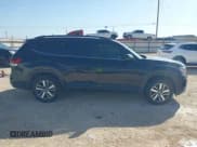 ✅ 2023 Volkswagen Atlas SE • VIN: 1V2DP2CAXPC553601 • Lot: 42065570. Wystawiony na IAAI z przebiegiem 26 582 mil. Bezpłatny archiwum sprzedaży aukcyjnych z USA i szczegółowy raport historii pojazdu na DreamBid. Zdjęcie 13.