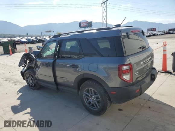 ✅ 2025 Ford Bronco Sport Big Bend • VIN: 3FMCR9BN5SRE22845 • Lot: 68915445. Wystawiony na Copart z przebiegiem 14 374 mil. Bezpłatny archiwum sprzedaży aukcyjnych z USA i szczegółowy raport historii pojazdu na DreamBid. Zdjęcie 2.