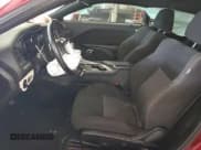 ✅ 2021 Dodge Challenger R/T • VIN: 2C3CDZBT1MH606829 • Lot: 57452594. Wystawiony na Copart z przebiegiem 62 782 mil. Bezpłatny archiwum sprzedaży aukcyjnych z USA i szczegółowy raport historii pojazdu na DreamBid. Zdjęcie 7.