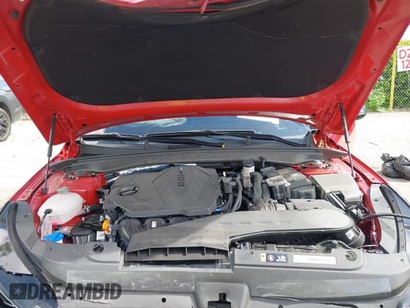 ✅ 2025 Kia K5 GT-Line • VIN: KNAG64J71S5320589 • Lot: 42540321. Listed on IAAI with 13,705 mi. Free auction sales archive from the USA and detailed vehicle history report at DreamBid. Image 10.