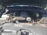 2005 Chevrolet Silverado 1500 LS z VIN 2GCEC13T151384441, wystawiony jako Copart lot #69667094 z przebiegiem 233 193 mil mil oraz Szkoda całkowita • Salvage title. Historia ofert i sprzedaży dostępna na DreamBid. Obrazek 11.