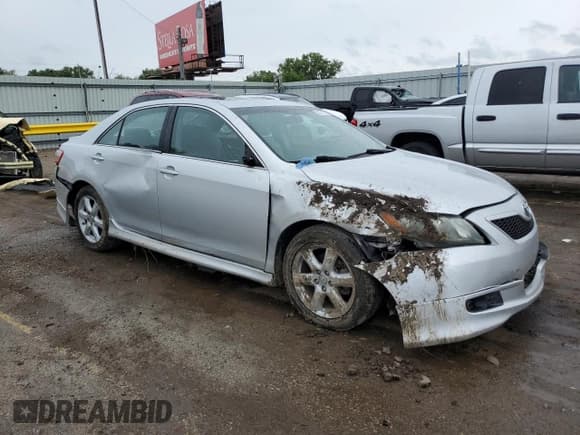 ✅ 2009 Toyota Camry • VIN: 4T1BE46K09U268767 • Lot: 69950655. Wystawiony na Copart z przebiegiem 221 639 mil. Bezpłatny archiwum sprzedaży aukcyjnych z USA i szczegółowy raport historii pojazdu na DreamBid. Zdjęcie 4.