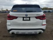 ✅ 2018 BMW X3 xDrive30i • VIN: 5UXTR9C54JLC72678 • Лот: 92483405. Опубликован ранее на Copart с пробегом 72 321 миль. Бесплатный доступ к архиву аукционных продаж из США и подробный отчёт об истории автомобиля на DreamBid. Изображение 6.