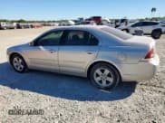 ✅ 2007 Ford Fusion SE • VIN: 3FAHP07167R166987 • Лот: 92348425. Опубликован ранее на Copart с пробегом 186 336 миль. Бесплатный доступ к архиву аукционных продаж из США и подробный отчёт об истории автомобиля на DreamBid. Изображение 2.