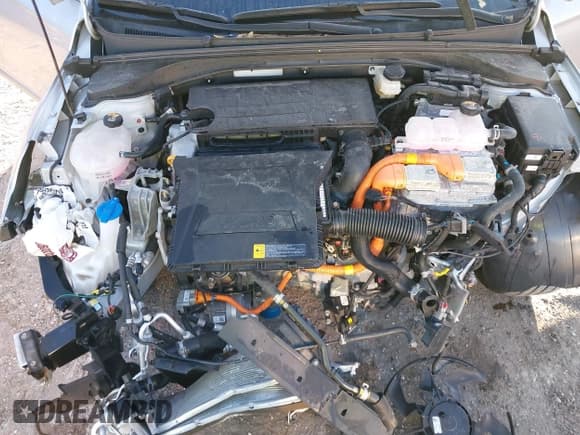 ✅ 2022 Hyundai Ioniq SEL • VIN: KMHC85LC4NU281272 • Lot: 41780390. Wystawiony na IAAI z przebiegiem 6 159 mil. Bezpłatny archiwum sprzedaży aukcyjnych z USA i szczegółowy raport historii pojazdu na DreamBid. Zdjęcie 10.