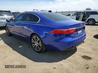 ✅ 2018 Jaguar XF 30t Prestige • VIN: SAJBK4GX1JCY67423 • Лот: 50059233. Опубликован ранее на Copart с пробегом 40 616 миль. Бесплатный доступ к архиву аукционных продаж из США и подробный отчёт об истории автомобиля на DreamBid. Изображение 2.
