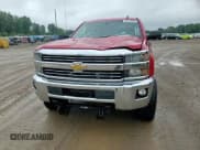 ✅ 2015 Chevrolet Silverado 2500HD LT • VIN: 1GC2KVEGXFZ144312 • Lot: 69129955. Wystawiony na Copart z przebiegiem 208 764 mil. Bezpłatny archiwum sprzedaży aukcyjnych z USA i szczegółowy raport historii pojazdu na DreamBid. Zdjęcie 14.