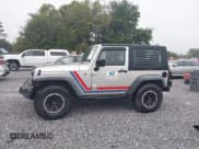 ✅ 2008 Jeep Wrangler X • VIN: 1J4FZ24168L564657 • Лот: 43125643. Опубликован ранее на IAAI с пробегом 361 104 миль. Бесплатный доступ к архиву аукционных продаж из США и подробный отчёт об истории автомобиля на DreamBid. Изображение 14.