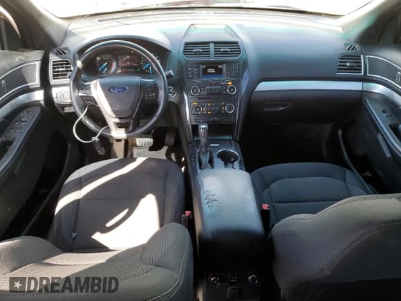 ✅ 2017 Ford Explorer XLT • VIN: 1FM5K8D83HGD66435 • Lot: 52509285. Wystawiony na Copart z przebiegiem 175 833 mil. Bezpłatny archiwum sprzedaży aukcyjnych z USA i szczegółowy raport historii pojazdu na DreamBid. Zdjęcie 8.