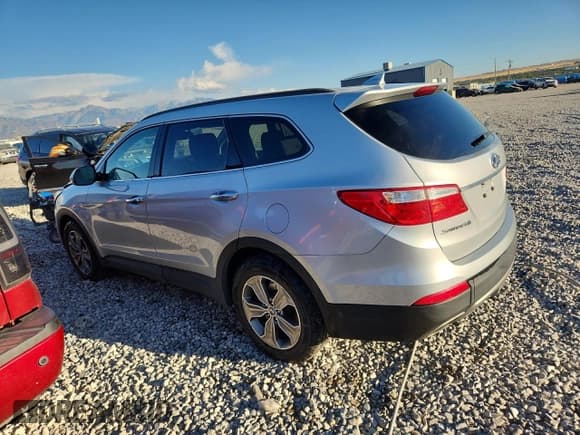 ✅ 2014 Hyundai Santa Fe GLS • VIN: KM8SMDHF0EU049305 • Lot: 84038355. Wystawiony na Copart z przebiegiem 110 125 mil. Bezpłatny archiwum sprzedaży aukcyjnych z USA i szczegółowy raport historii pojazdu na DreamBid. Zdjęcie 2.