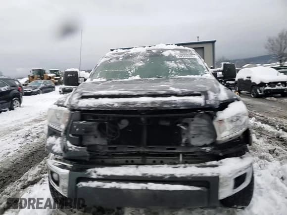 ✅ 2015 Toyota Tundra SR5 • VIN: 5TFDY5F10FX446124 • Lot: 94560605. Listed on Copart with 110,293 mi. Free auction sales archive from the USA and detailed vehicle history report at DreamBid. Image 13.
