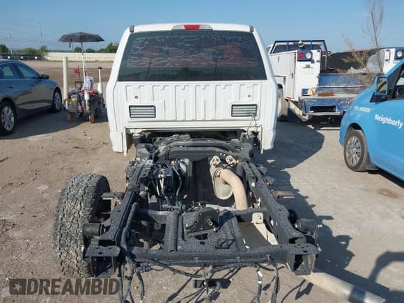 ✅ 2019 Ford F-250 XL • VIN: 1FD7W2A64KEF80365 • Lot: 42883066. Listed on IAAI with Not provided. Free auction sales archive from the USA and detailed vehicle history report at DreamBid. Image 6.
