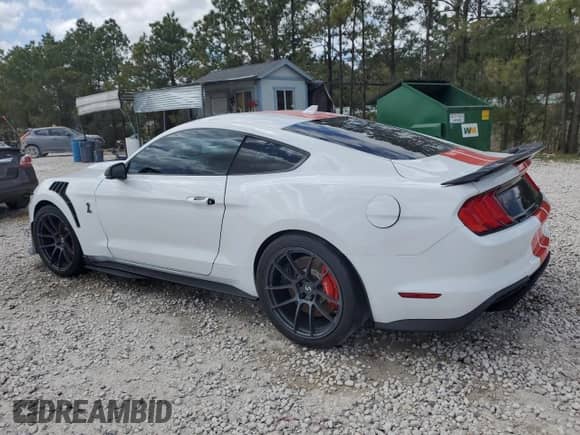 2020 Ford Mustang Shelby GT500 с VIN 1FA6P8SJ8L5504495, выставлен на аукционе Copart как лот 49640865 с пробегом 8 983 миль миль и Чистый • Clean title. История ставок и продаж доступна на DreamBid. Изображение 2.