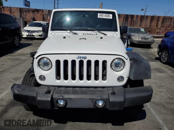 ✅ 2017 Jeep Wrangler Unlimited Rubicon • VIN: 1C4BJWFG2HL559847 • Lot: 84014585. Listed on Copart with 128,484 mi. Free auction sales archive from the USA and detailed vehicle history report at DreamBid. Image 5.