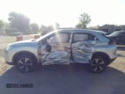 ✅ 2024 Mitsubishi Eclipse Cross SE • VIN: JA4ATWAA9RZ062098 • Лот: 42571467. Опубликован ранее на IAAI с пробегом 23 228 миль. Бесплатный доступ к архиву аукционных продаж из США и подробный отчёт об истории автомобиля на DreamBid. Изображение 13.