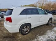 ✅ 2013 Kia Sorento SX • VIN: 5XYKW4A27DG354323 • Lot: 96260435. Listed on Copart with 188,887 mi. Free auction sales archive from the USA and detailed vehicle history report at DreamBid. Image 3.