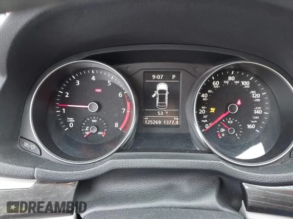 ✅ 2017 Volkswagen Passat SE • VIN: 1VWBT7A32HC019044 • Lot: 43769317. Listed on IAAI with 125,269 mi. Free auction sales archive from the USA and detailed vehicle history report at DreamBid. Image 7.