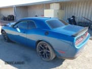 ✅ 2020 Dodge Challenger SXT • VIN: 2C3CDZAG6LH173799 • Lot: 43418277. Wystawiony na IAAI z przebiegiem 76 833 mil. Bezpłatny archiwum sprzedaży aukcyjnych z USA i szczegółowy raport historii pojazdu na DreamBid. Zdjęcie 3.