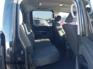 ✅ 2015 Nissan Titan SL • VIN: 1N6AA0ED3FN503995 • Lot: 43462361. Wystawiony na IAAI z przebiegiem 144 881 mil. Bezpłatny archiwum sprzedaży aukcyjnych z USA i szczegółowy raport historii pojazdu na DreamBid. Zdjęcie 8.