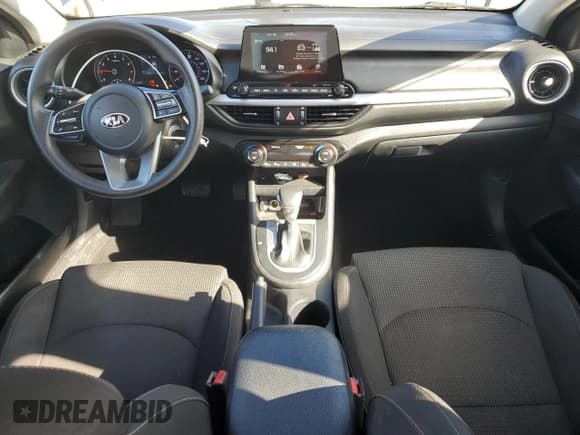 ✅ 2019 Kia Forte LXS • VIN: 3KPF24AD6KE053521 • Lot: 89918005. Listed on Copart with 258,632 mi. Free auction sales archive from the USA and detailed vehicle history report at DreamBid. Image 8.